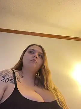 bbwnikki69 online show from March 5, 5:36 am