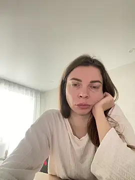 Luna2547 online show from March 7, 8:33 am