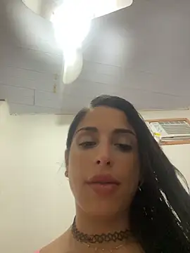 Snapshot of sweetwanda chatting on May 6, 8:47 pm sweetwanda online show from May 6, 8:47 pm