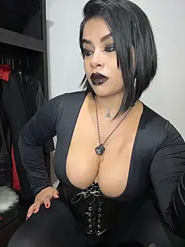 Snapshot of AriannaSmyth chatting on July 23, 10:24 am AriannaSmyth online show from July 23, 10:24 am