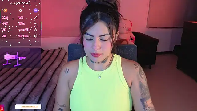 Snapshot of Catalina_mart chatting on June 22, 12:02 am Catalina mart online show from June 22, 12:02 am