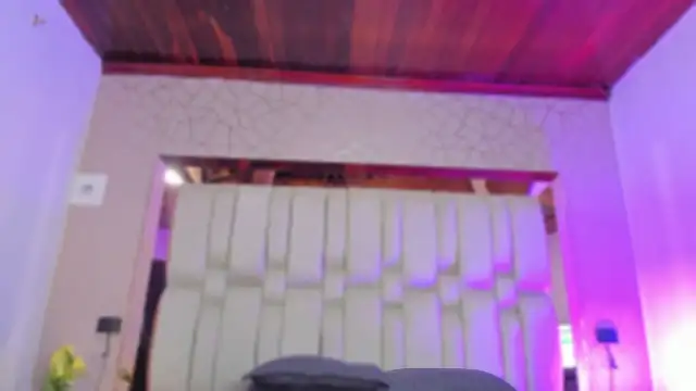 ashvalentine  online show from March 9, 7:51 pm