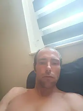 Snapshot of Speedyvinc chatting on July 4, 10:54 am Speedyvinc online show from July 4, 10:54 am