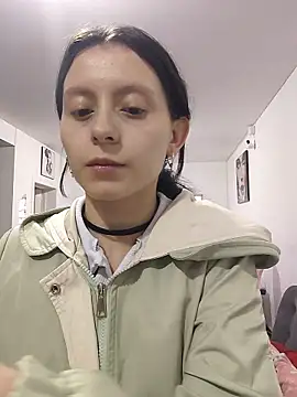 Naomimolie online show from April 1, 11:33 am