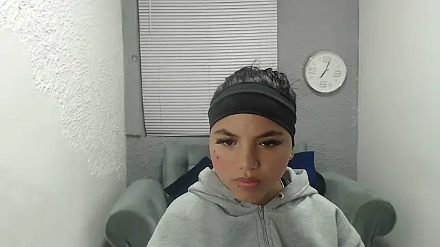 Snapshot of kimmyfuckass chatting on May 14, 12:12 pm kimmyfuckass online show from May 14, 12:12 pm