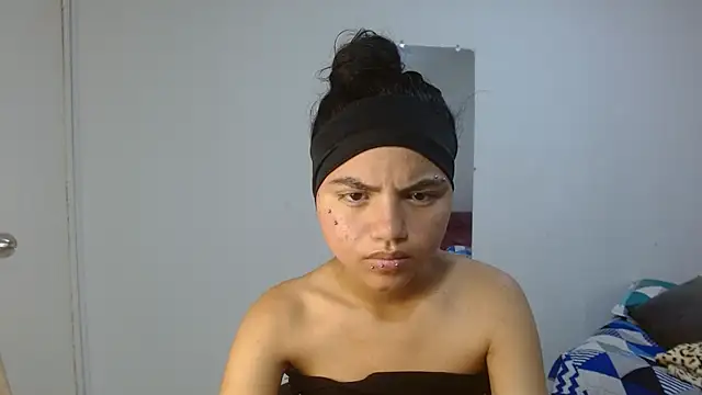 Snapshot of kimmyfuckass chatting on May 28, 1:19 pm kimmyfuckass online show from May 28, 1:19 pm