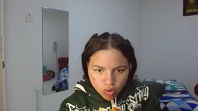 Snapshot of kimmyfuckass chatting on June 30, 12:06 pm kimmyfuckass online show from June 30, 12:06 pm