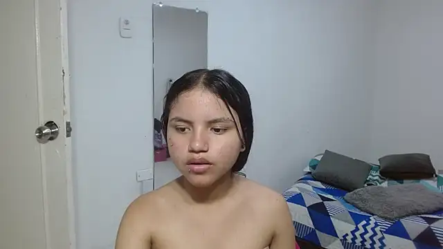 Snapshot of kimmyfuckass chatting on July 10, 12:19 pm kimmyfuckass online show from July 10, 12:19 pm