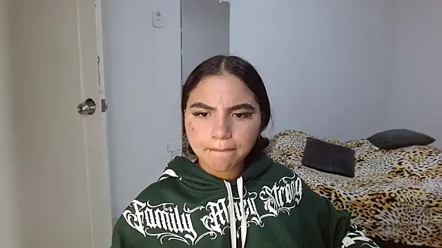 Snapshot of kimmyfuckass chatting on July 21, 1:02 pm kimmyfuckass online show from July 21, 1:02 pm