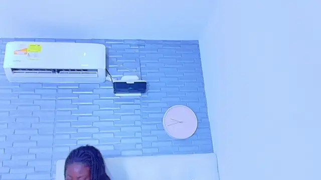 pervert shydoll1 online show from April 18, 3:32 am