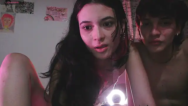 hot moons online show from March 4, 5:46 am