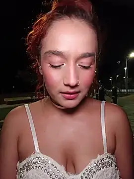 Snapshot of isabella_ferrer99 chatting on June 17, 5:21 am isabella ferrer99 online show from June 17, 5:21 am