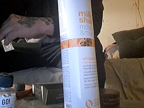 AWolf92 online show from April 2, 10:18 pm