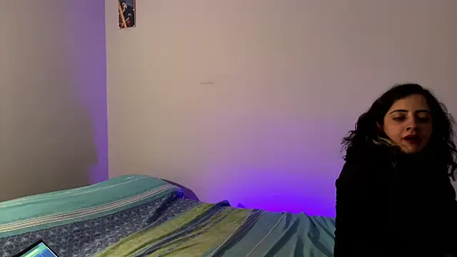 Snapshot of trinityheat_3 chatting on March 4, 3:12 am trinityheat 3 online show from March 4, 3:12 am