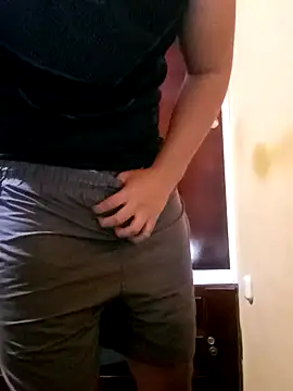 Snapshot of Hypeeboyy chatting on March 20, 9:30 pm Hypeeboyy online show from March 20, 9:30 pm