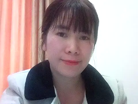 Snapshot of Bondgirl_9 chatting on March 12, 5:24 am Bondgirl 9 online show from March 12, 5:24 am