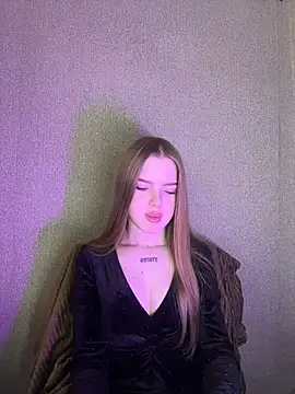 KayShaw online show from March 11, 4:40 am