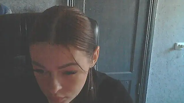 Snapshot of Im_Phoenix_ chatting on March 9, 12:20 pm Im Phoenix online show from March 9, 12:20 pm