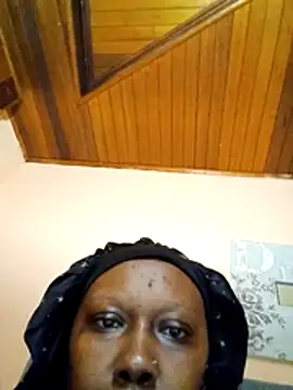 Snapshot of Mbaleehle chatting on May 17, 8:16 pm Mbaleehle online show from May 17, 8:16 pm