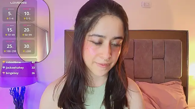 ViolettNova online show from March 6, 3:41 pm