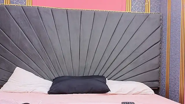 Kaely-Hot- online show from March 26, 2:11 pm