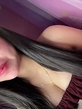 hot-cumplay online show from March 9, 6:01 pm