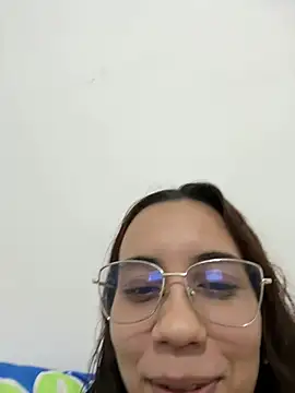 Nicole Cute04 online show from July 12, 4:36 am