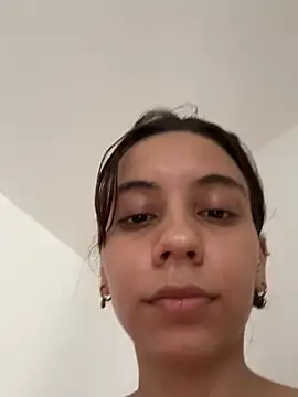 Nicole Cute04 online show from July 21, 9:17 pm