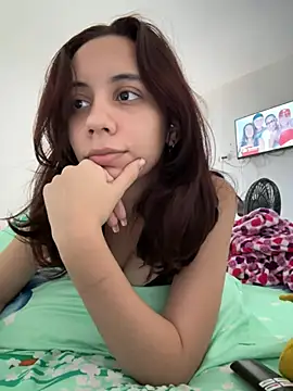 Nicole Cute04 online show from July 30, 7:46 pm