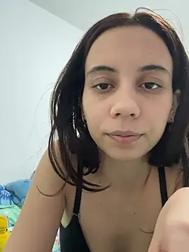 Nicole Cute04 online show from August 4, 3:32 am