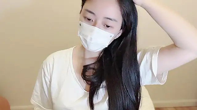 Snapshot of jinxiyao01 chatting on May 10, 2:33 pm jinxiyao01 online show from May 10, 2:33 pm