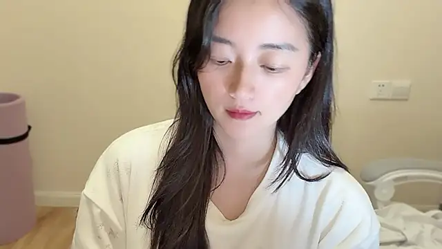 Snapshot of jinxiyao01 chatting on June 10, 2:27 pm jinxiyao01 online show from June 10, 2:27 pm