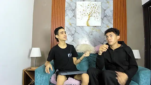 SKYN MAN online show from April 13, 7:36 am