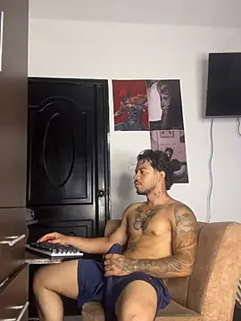 Snapshot of Kenny_romano chatting on July 12, 4:09 pm Kenny romano online show from July 12, 4:09 pm