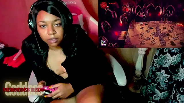 Snapshot of Goddess_MercedesRedd chatting on May 4, 2:02 pm Goddess MercedesRedd online show from May 4, 2:02 pm