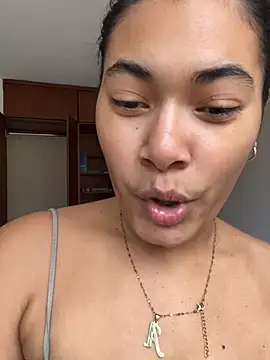 Sweetroseof online show from April 7, 5:13 pm