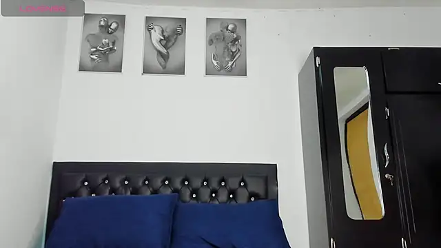 jhonwick1829 online show from April 25, 2:14 am