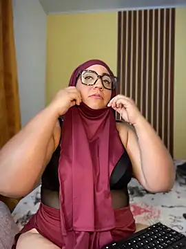 Chandra Yusef online show from April 9, 1:05 am