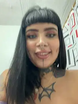 LauriInk1 online show from July 5, 10:39 pm