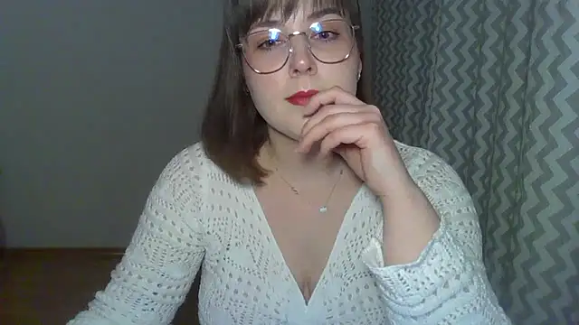 ClaraHard online show from March 19, 5:39 pm