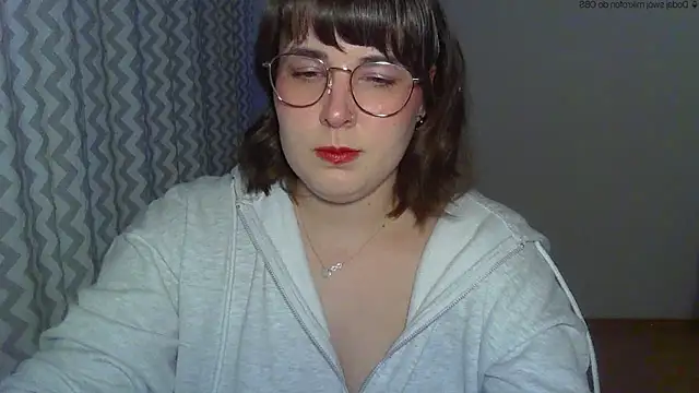 ClaraHard online show from April 20, 5:26 pm