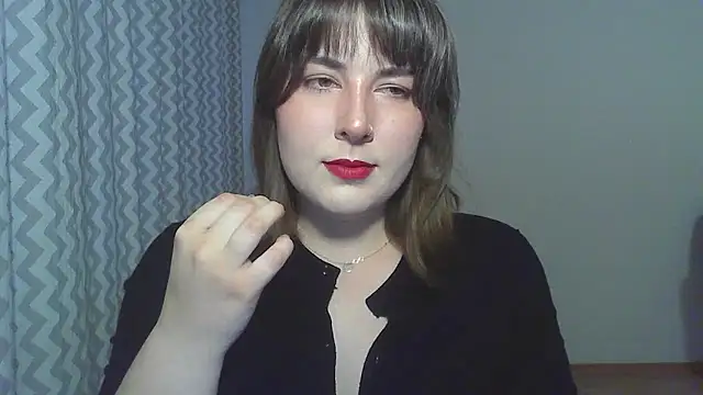 Snapshot of ClaraHard chatting on June 12, 6:51 pm ClaraHard online show from June 12, 6:51 pm
