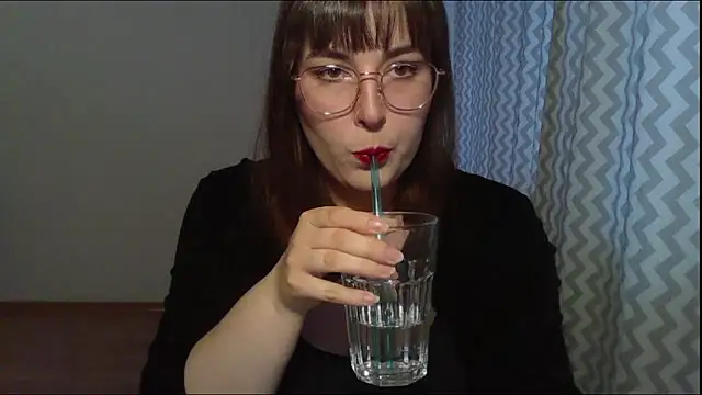 Snapshot of ClaraHard chatting on June 15, 5:48 pm ClaraHard online show from June 15, 5:48 pm
