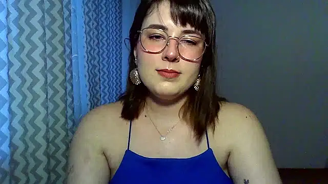 Snapshot of ClaraHard chatting on June 30, 6:20 pm ClaraHard online show from June 30, 6:20 pm