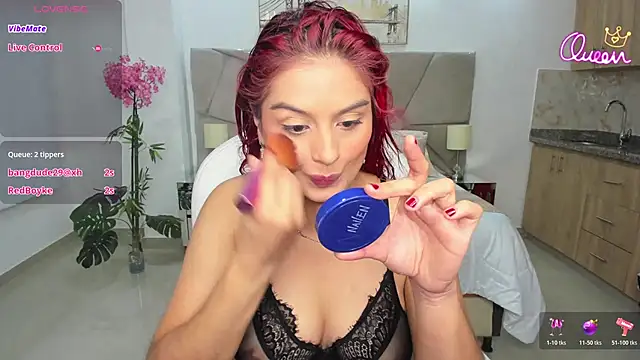 Raven-reyess online show from April 6, 9:38 pm