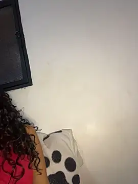 Snapshot of AmeliaAndersson chatting on May 16, 10:41 pm AmeliaAndersson online show from May 16, 10:41 pm