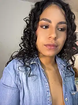 Snapshot of AmeliaAndersson chatting on July 11, 11:46 am AmeliaAndersson online show from July 11, 11:46 am