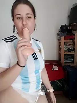 beluve l online show from March 26, 8:14 pm