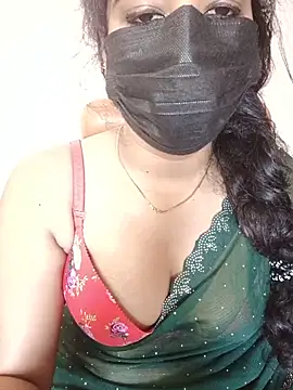 Snapshot of Sunitha28 chatting on June 9, 5:52 am Sunitha28 online show from June 9, 5:52 am