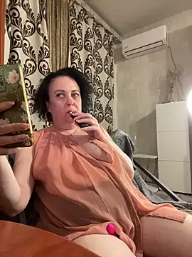 Melissa Morris online show from March 20, 6:35 pm